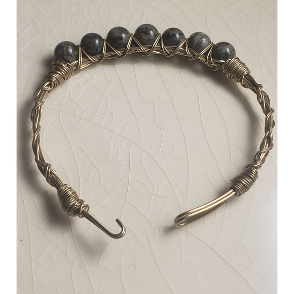 Copper/Bronze wire wrapped gray gemstone bracelet - Picture 3 of 4